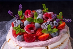 鸿礼福卡：优化企业员工生日福利的创新解决方案