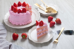 企业员工生日福利：蛋糕卡券如何成为暖心关怀的标配