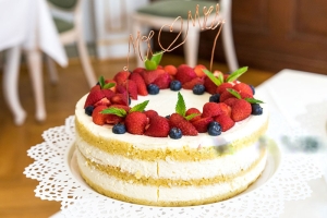 便捷生活新选择：预定蛋糕派送服务全解析