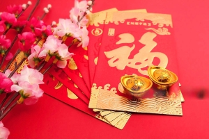 礼物牛心意卡：春节员工福利的优雅之选